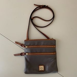 Dooney & Bourke Beacon Leather Gray Tote Triple Zip Crossbody Handbag